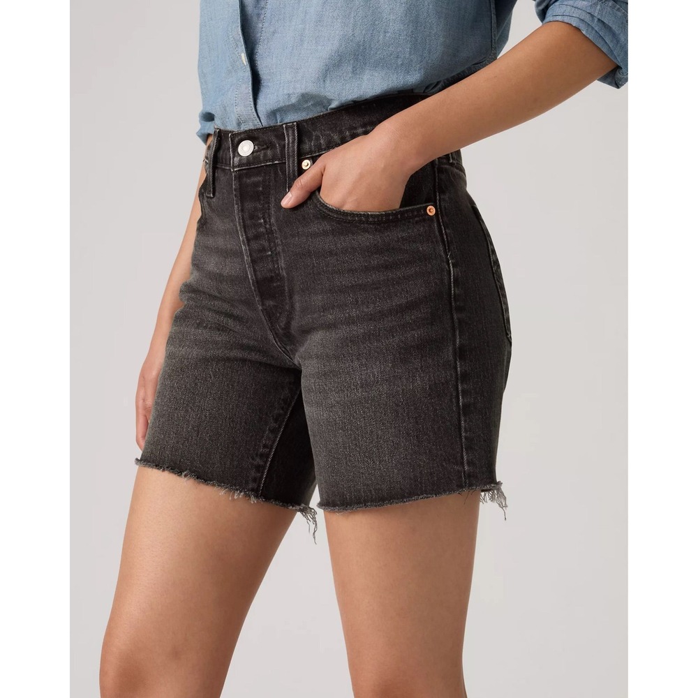 NWT Levi's Mid Length Shorts w/Frayed Hem, Size 32 (14)